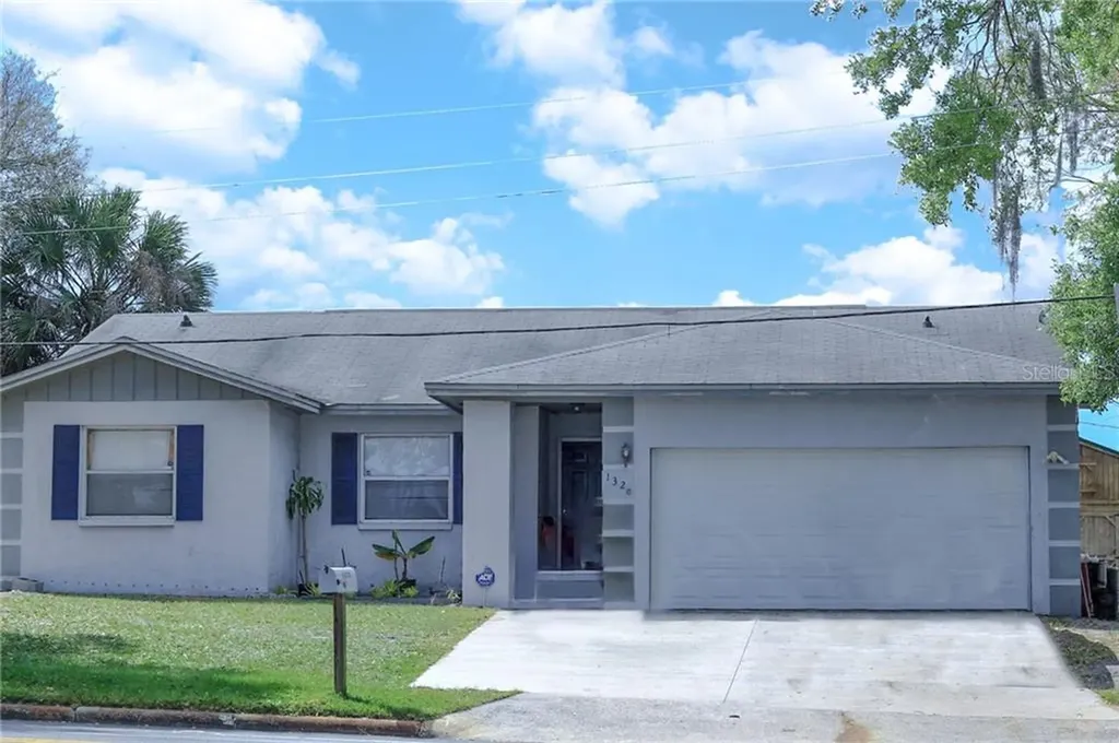 1320 Lake Bonny Drive W Lakeland FL 33801