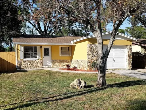 4251 44th Avenue N St Petersburg FL 33714