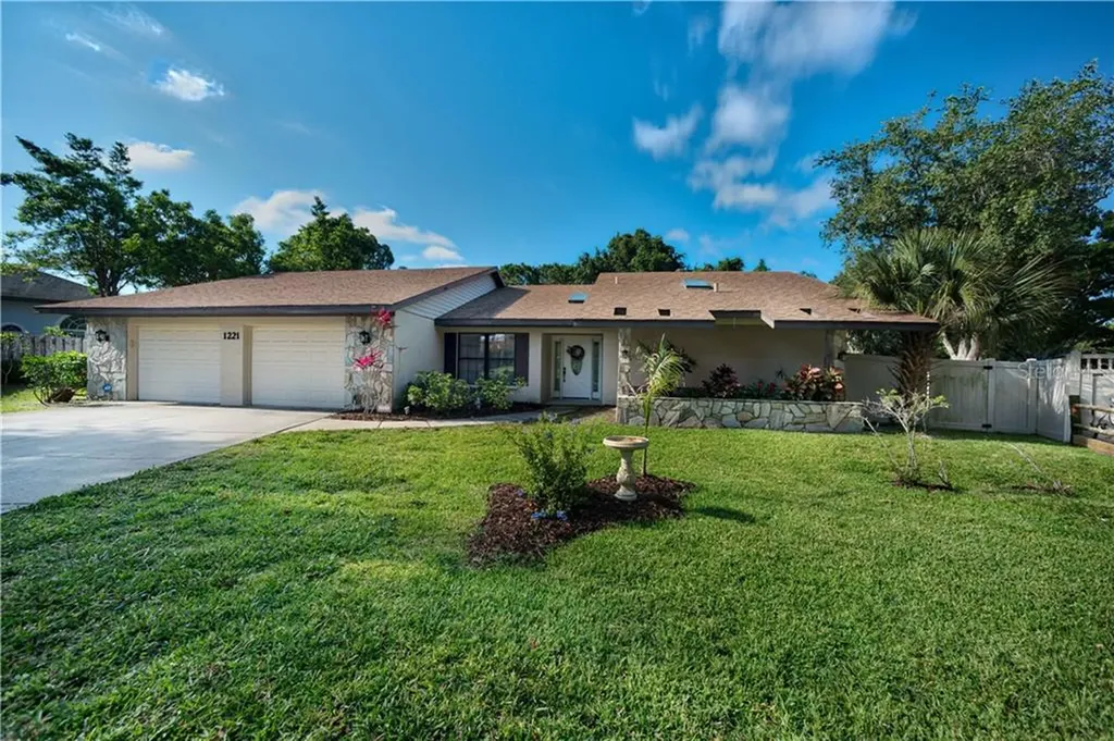 1221 89th Street NW Bradenton FL 34209