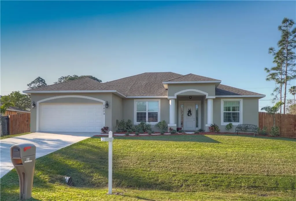 1634 Yamada Street SE Palm Bay FL 32909