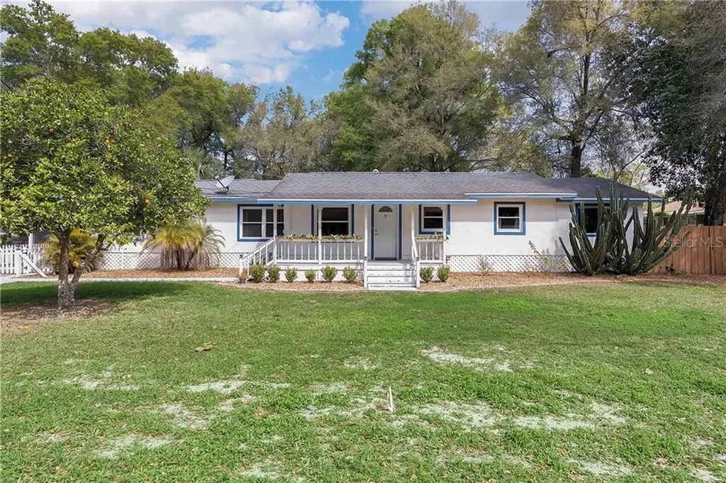 465 Palm Terrace Deland FL 32724