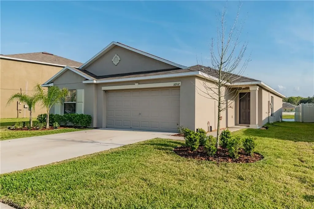 10512 Fuzzy Cattail Street Riverview FL 33578