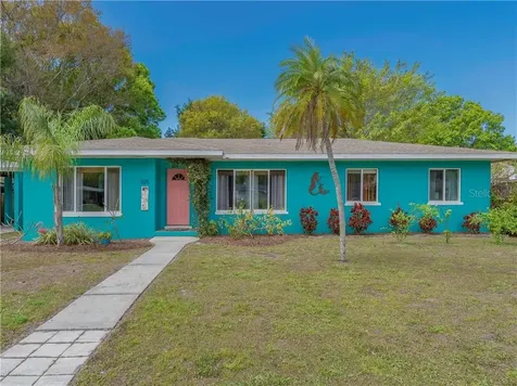 925 Freemont Street S Gulfport FL 33707