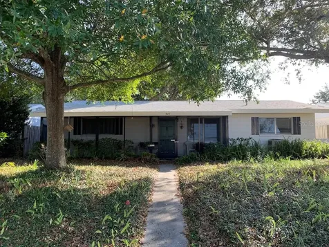 910 41st Avenue NE St Petersburg FL 33703