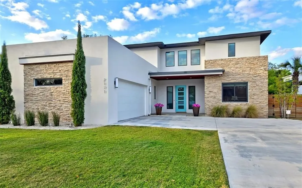 2171 Hillview Street Sarasota FL 34239