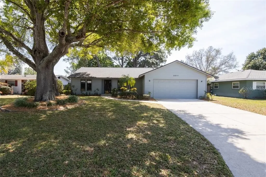 3511 16th Avenue W Bradenton FL 34205