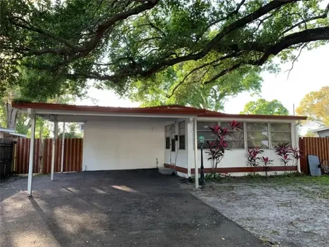 8112 6th Street N St Petersburg FL 33702