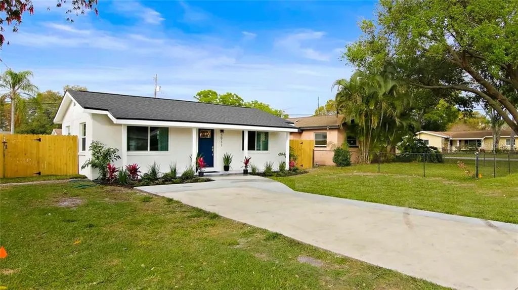 3911 14th Avenue N St Petersburg FL 33713