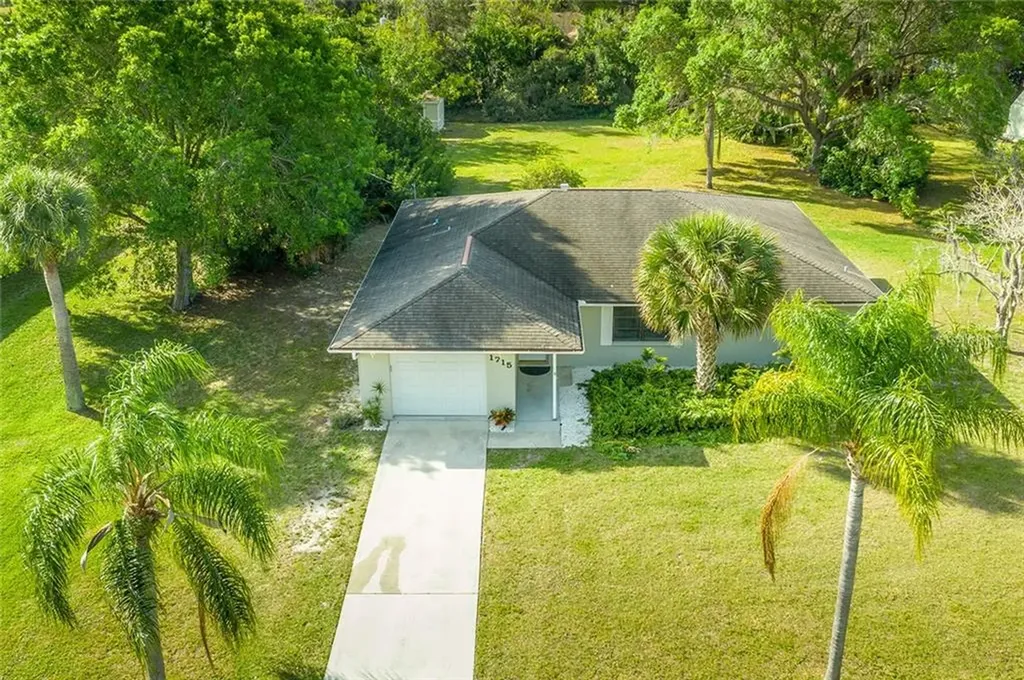 1715 Larson Street Englewood FL 34223