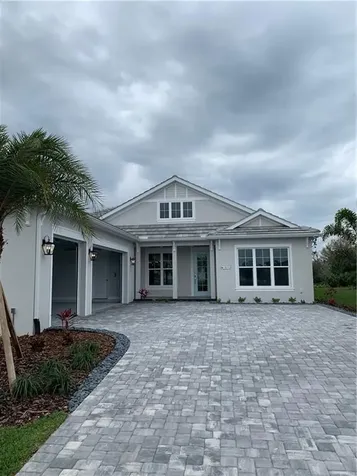 8153 Grande Shores Drive Sarasota FL 34240