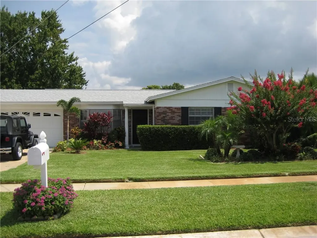 4646 Bay Crest Drive Tampa FL 33615