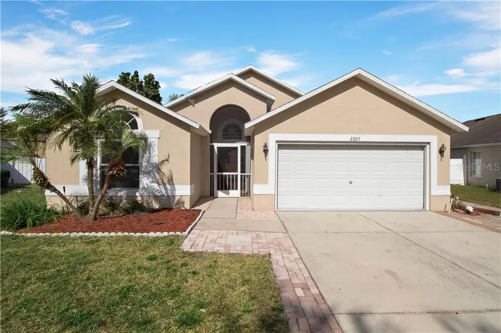 2225 Hunters Greene Drive Lakeland FL 33810