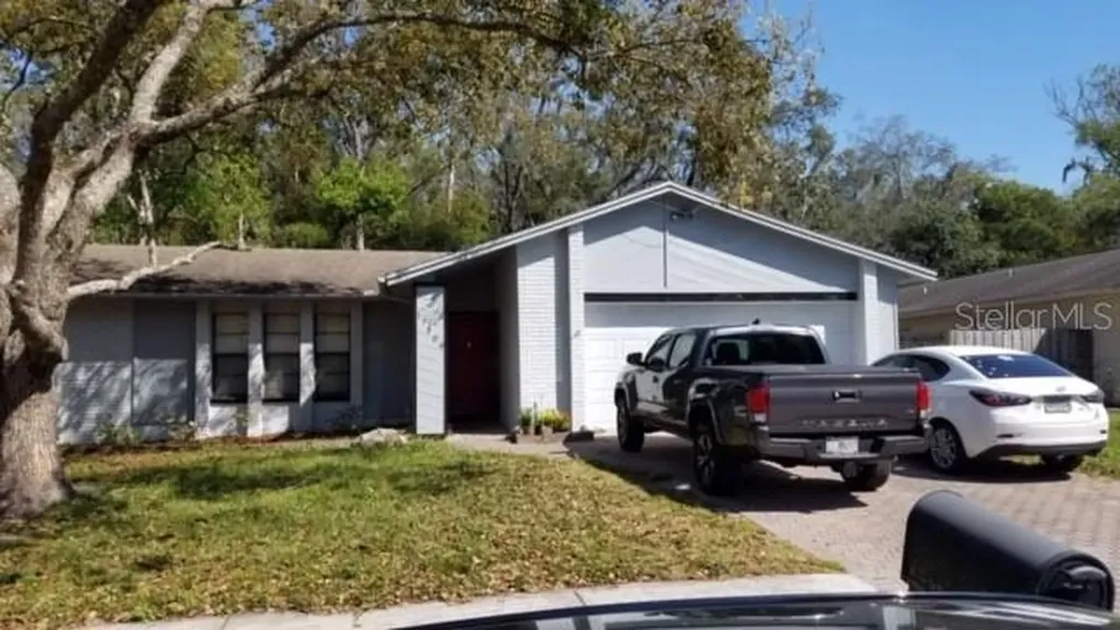 17509 Cranbrook Drive Lutz FL 33549