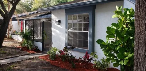 7323 Parkside Villas Drive N St Petersburg FL 33709