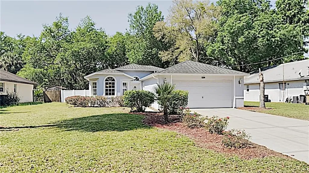 40013 Parkinsonia Street Lady Lake FL 32159