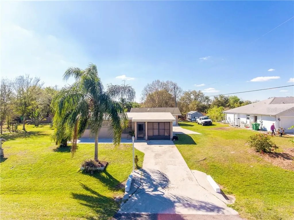 285 Evergreen Street Punta Gorda FL 33982