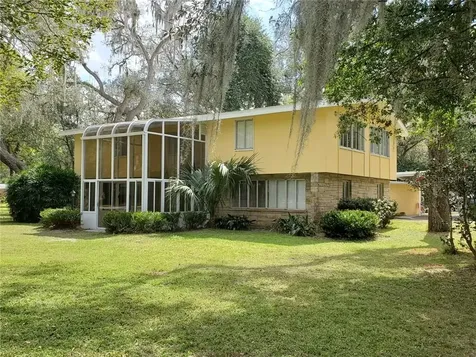 18 Poinsettia Drive Deland FL 32724