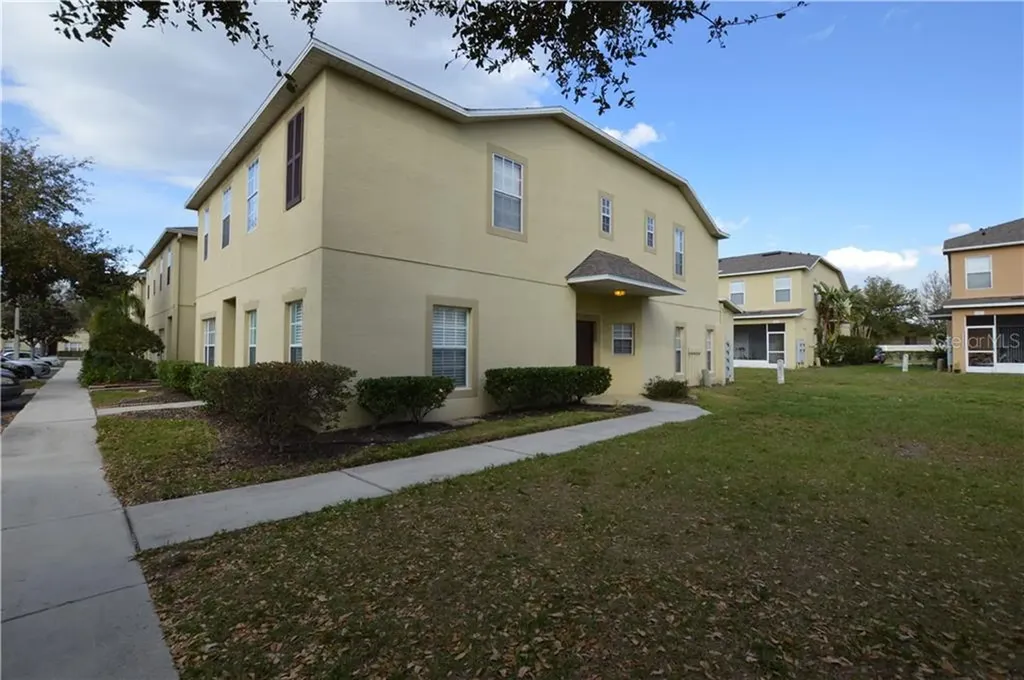 6733 Lake Rochester Lane Gibsonton FL 33534