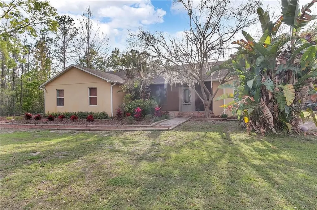 5307 State Road 33 Clermont FL 34714