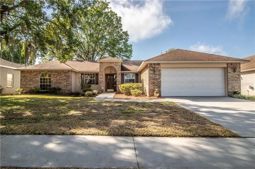 1417 Queensbury Avenue Valrico FL 33596