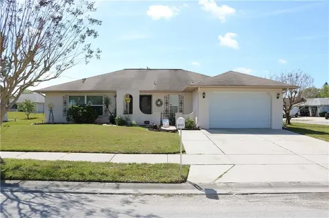 8642 Wolf Den Trail Port Richey FL 34668