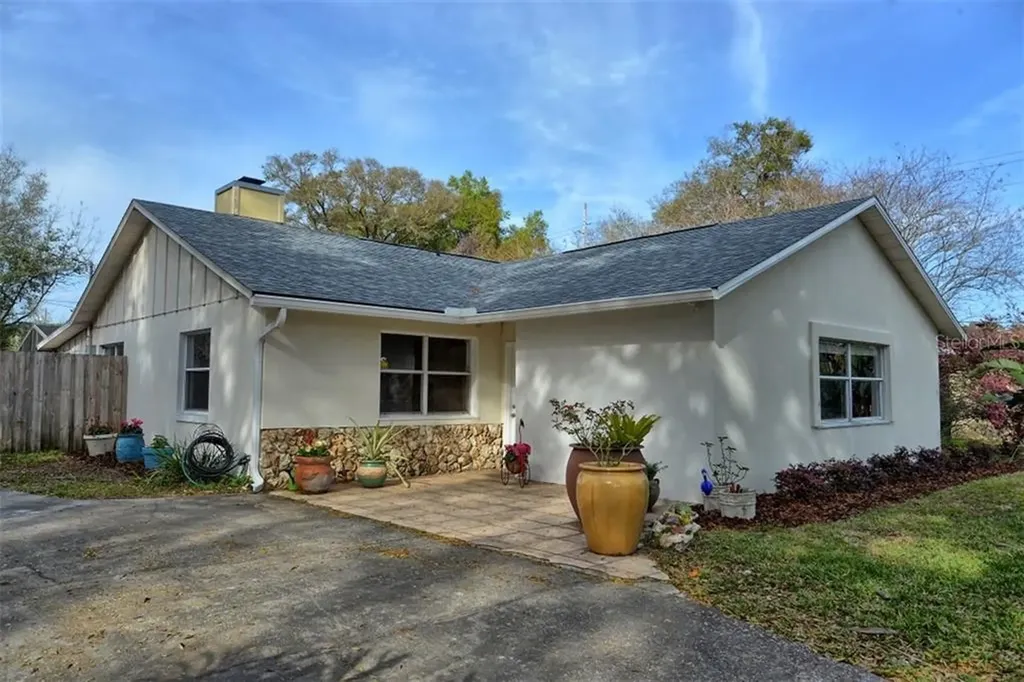 2739 Mendelin Street Apopka FL 32703