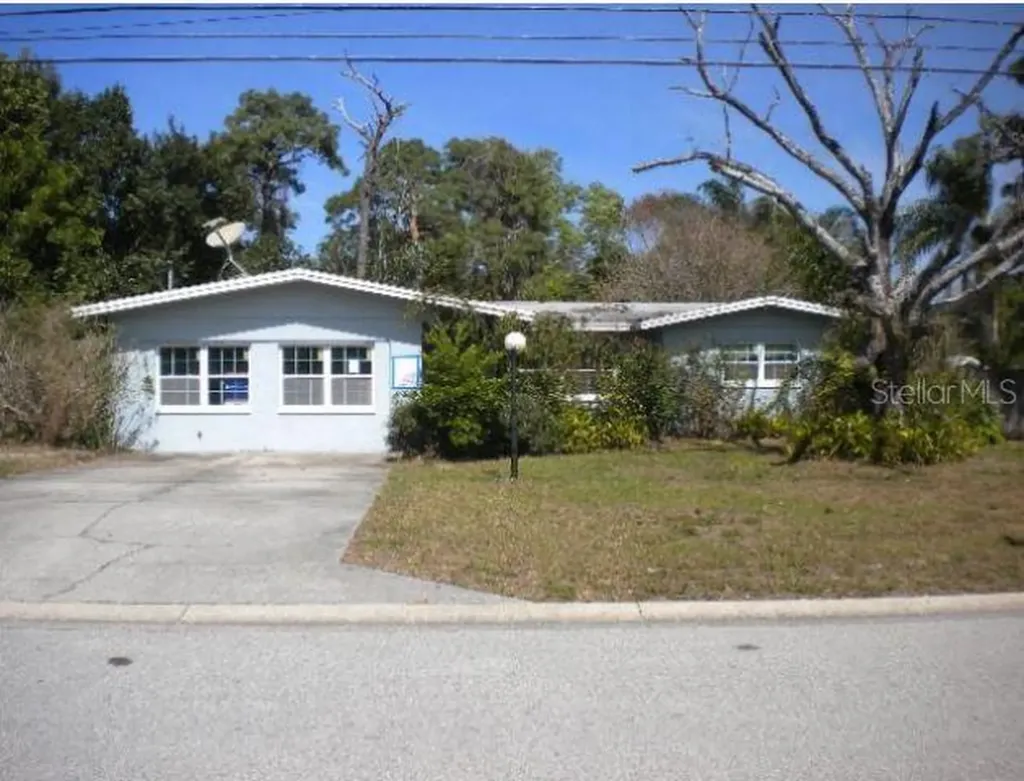2230 Casa Vista Drive Palm Harbor FL 34683