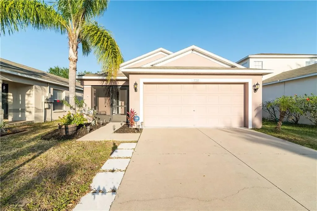 720 Cristelle Jean Drive Ruskin FL 33570