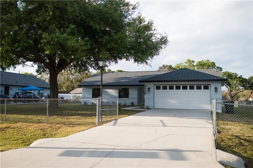 2819 Jennifer Drive Lakeland FL 33810