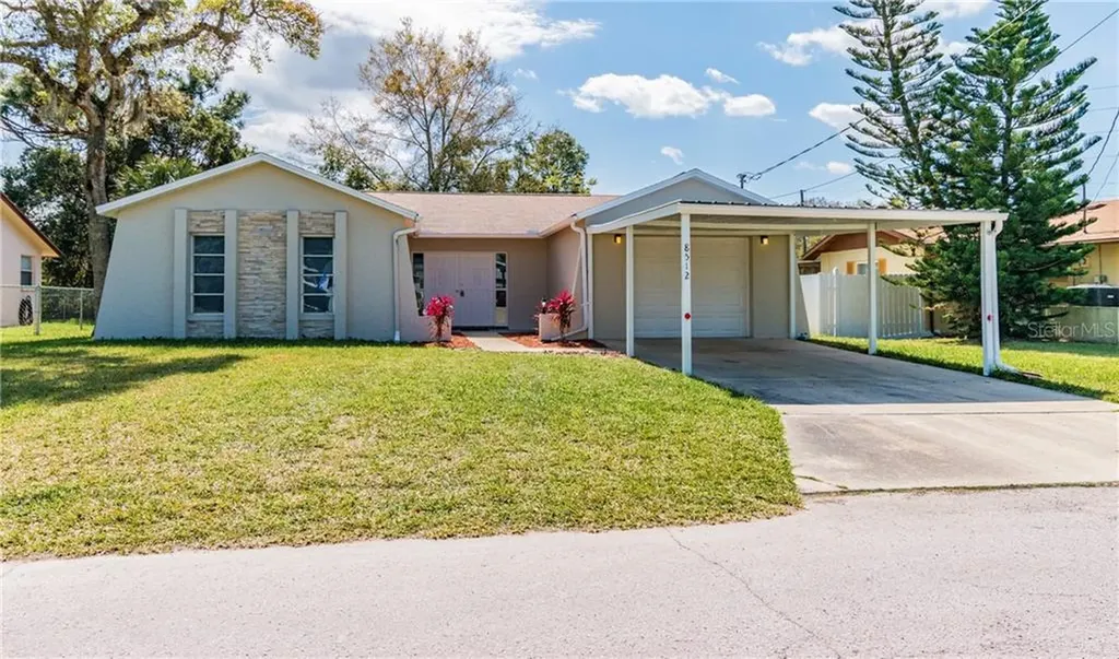 8512 Inwood Drive Hudson FL 34667