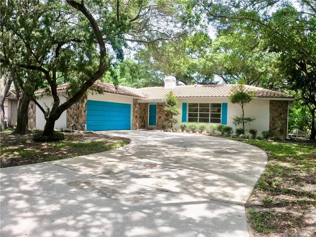 10601 Seminole Forest Street E Seminole FL 33778