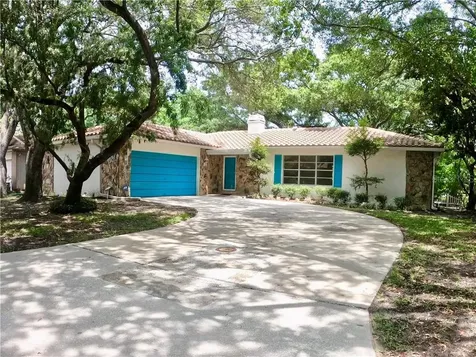 10601 Seminole Forest Street E Seminole FL 33778