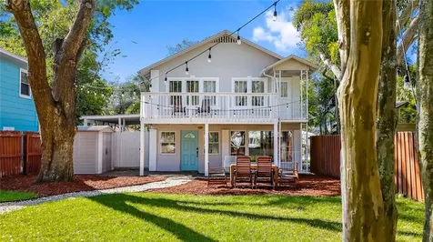 128 35th Avenue N St Petersburg FL 33704