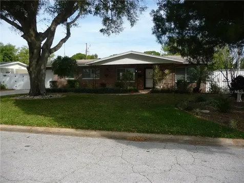 1409 85th Avenue N St Petersburg FL 33702