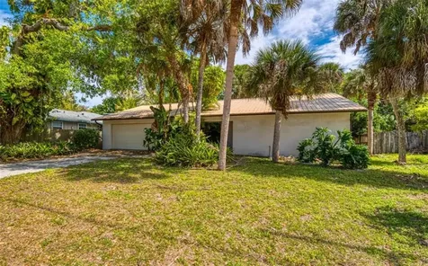 2275 Linwood Drive Sarasota FL 34232