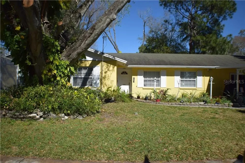 7901 W Hiawatha Street Tampa FL 33615