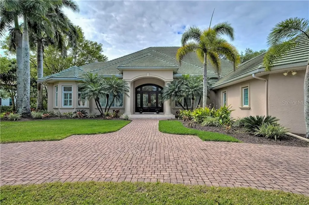 7703 Donald Ross Road W Sarasota FL 34240