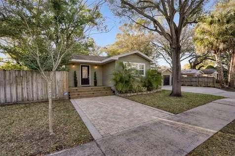 3215 W North A Street Tampa FL 33609
