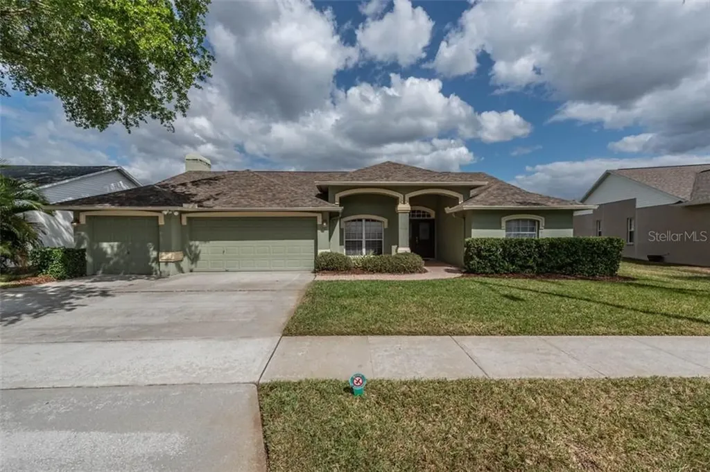 4405 Arranmore Circle Valrico FL 33596