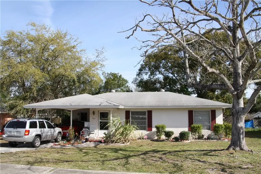 7161 Holiday Drive Spring Hill FL 34606