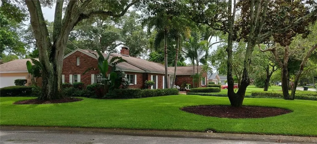 8000 Stimie Avenue N St Petersburg FL 33710