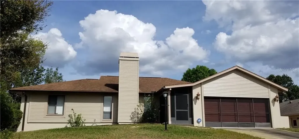2321 E Union Circle Deltona FL 32725