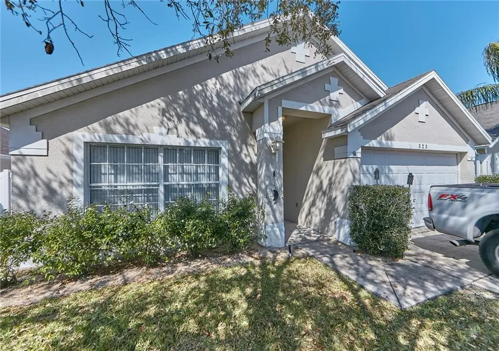 323 Garberia Drive Davenport FL 33837