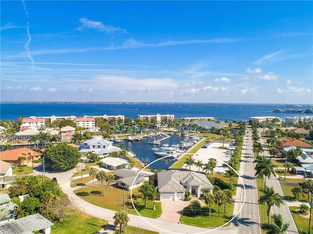 1870 W Marion Avenue Punta Gorda FL 33950