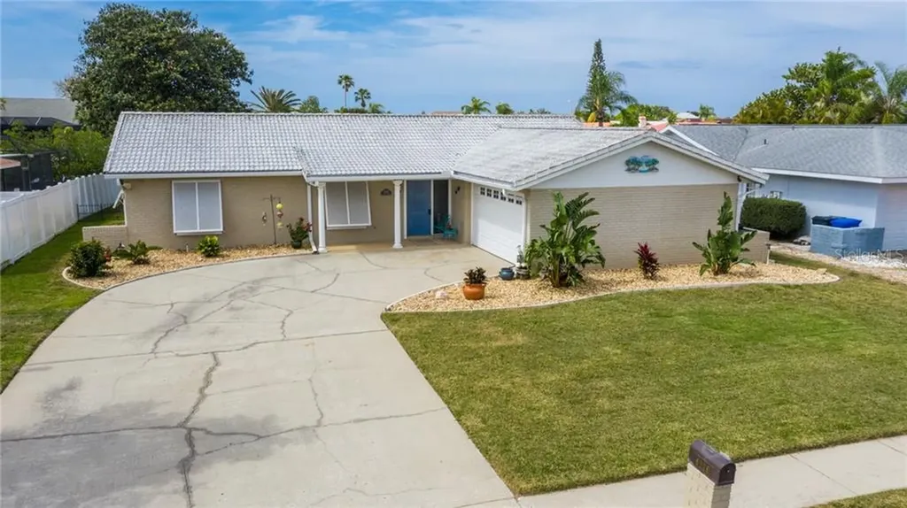 6510 Senegal Palm Way Apollo Beach FL 33572