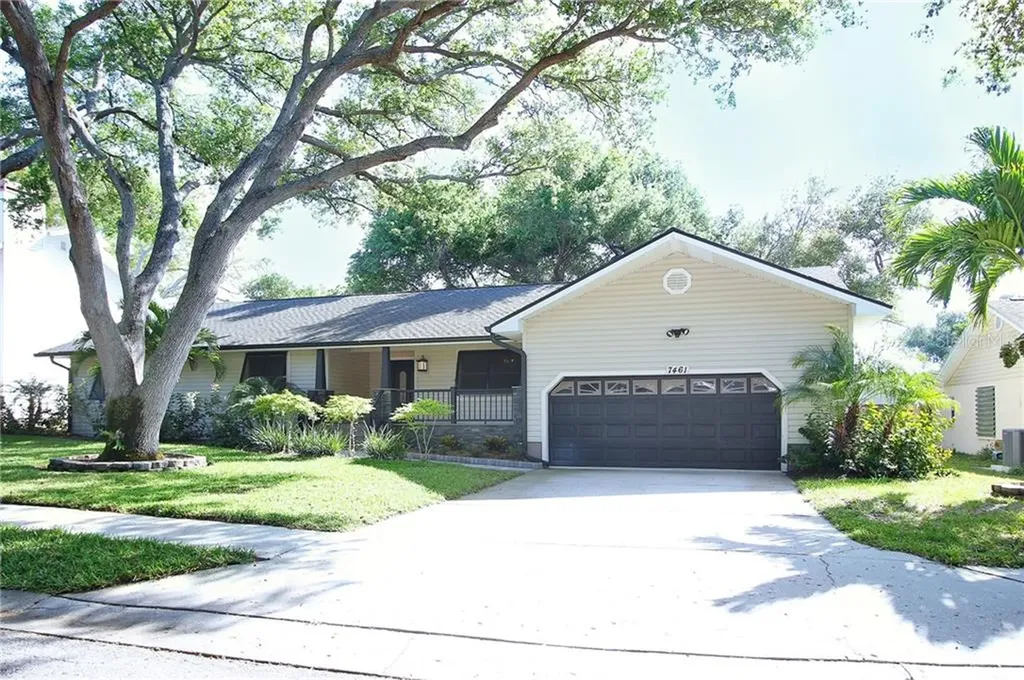 7461 Pescador Place Seminole FL 33772