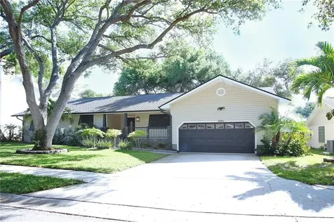 7461 Pescador Place Seminole FL 33772
