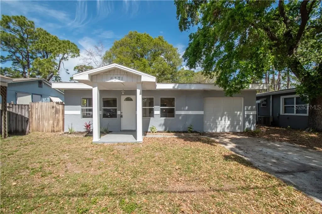 6321 60th Avenue N St Petersburg FL 33709