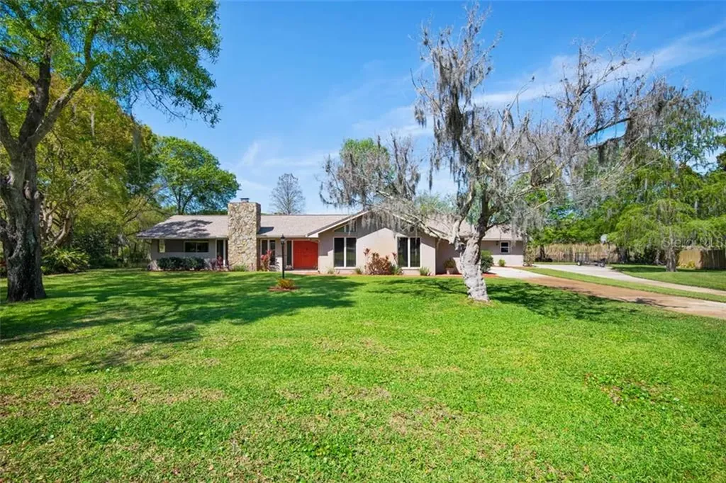1711 Ryan Drive Lutz FL 33549