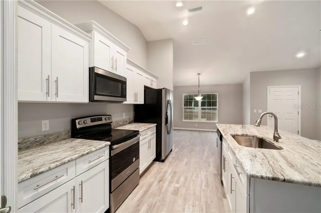 598 W Hummingbird Drive Citrus Springs FL 34434